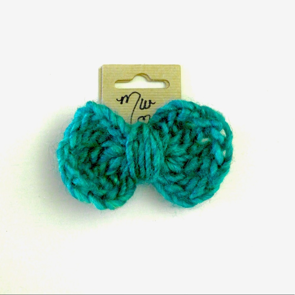 Crocheted Ponytail or Swag Bow